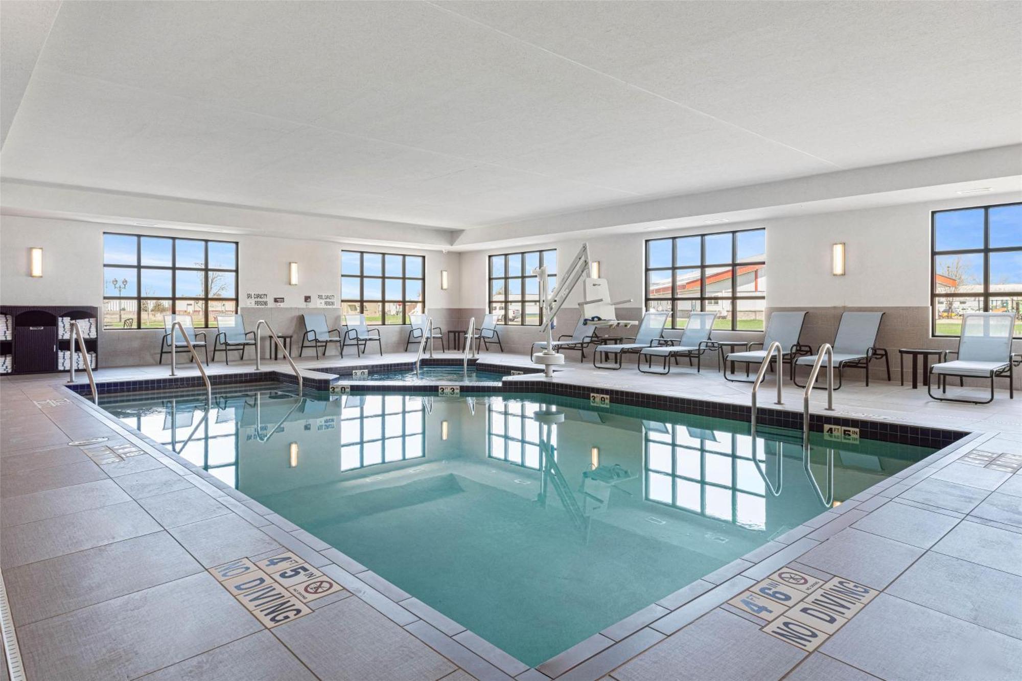 Best Western Plus New Richmond Inn & Suites Εξωτερικό φωτογραφία
